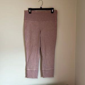 Brand new lulu lemon pink snow washes leggings